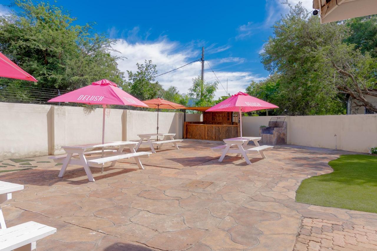 Green Lagoon Guest House Gaborone Exterior foto